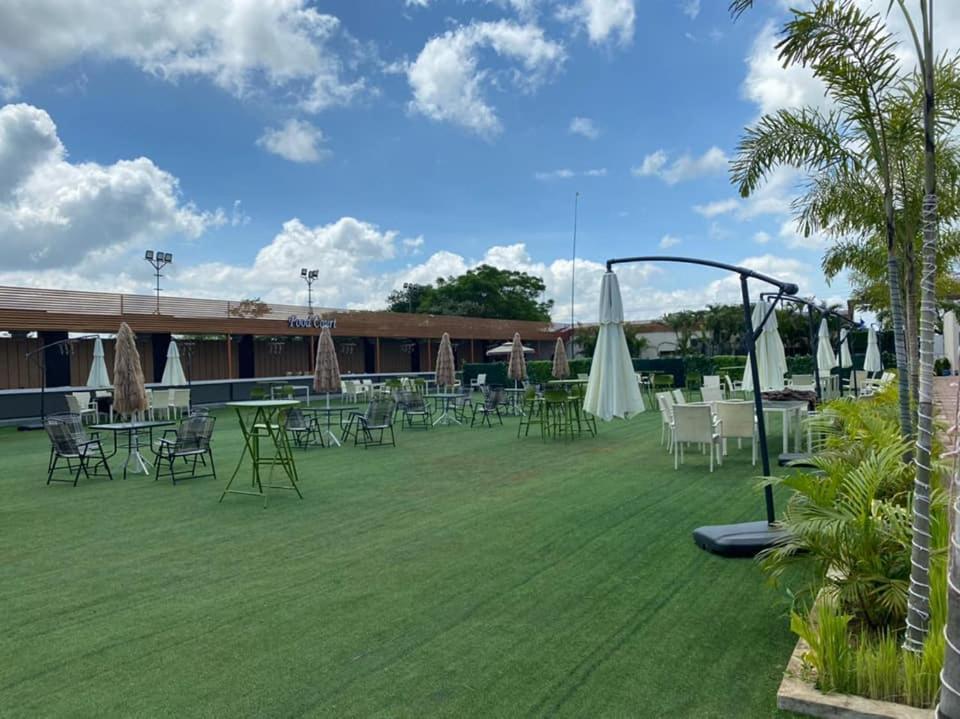 Focus Club And Resort Ranchi Luaran gambar